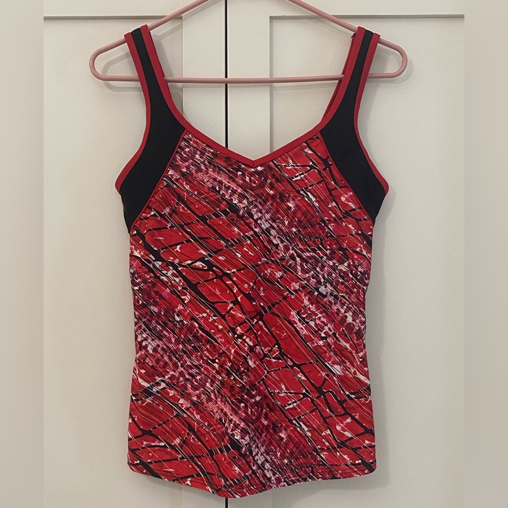 Roots swim top. GUC